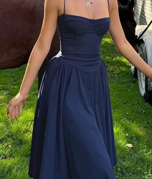 PLEATED STAPPY WAIST CINCHED MAXI DRESS