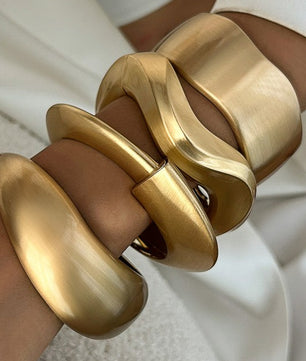 Asymmetrical Metal Spring Clasp Wide Bangle
