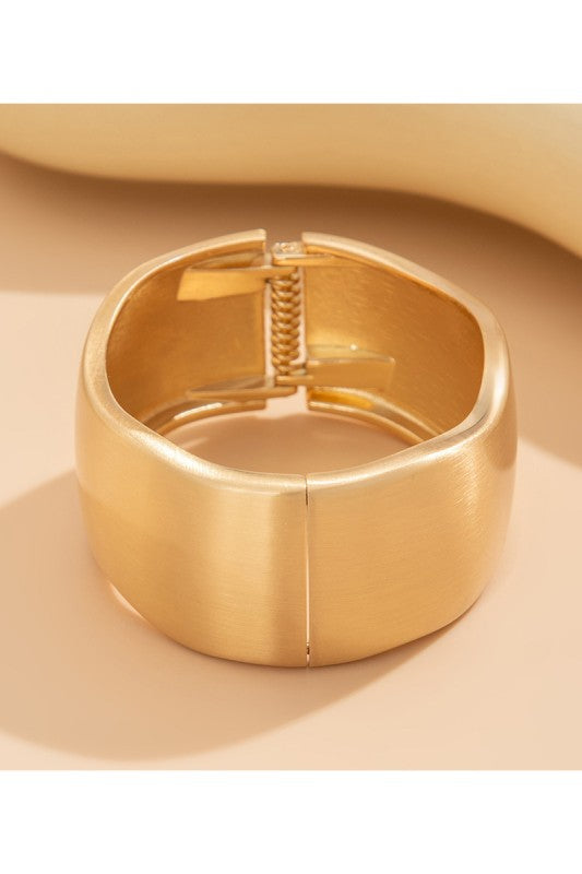 Asymmetrical Metal Spring Clasp Wide Bangle