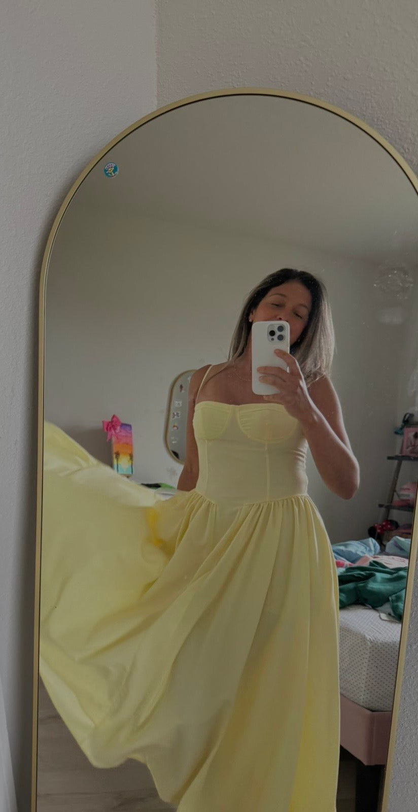 PLEATED STAPPY WAIST CINCHED MAXI DRESS