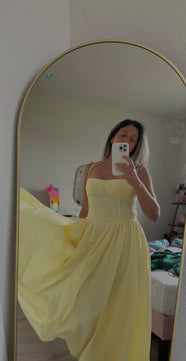 PLEATED STAPPY WAIST CINCHED MAXI DRESS